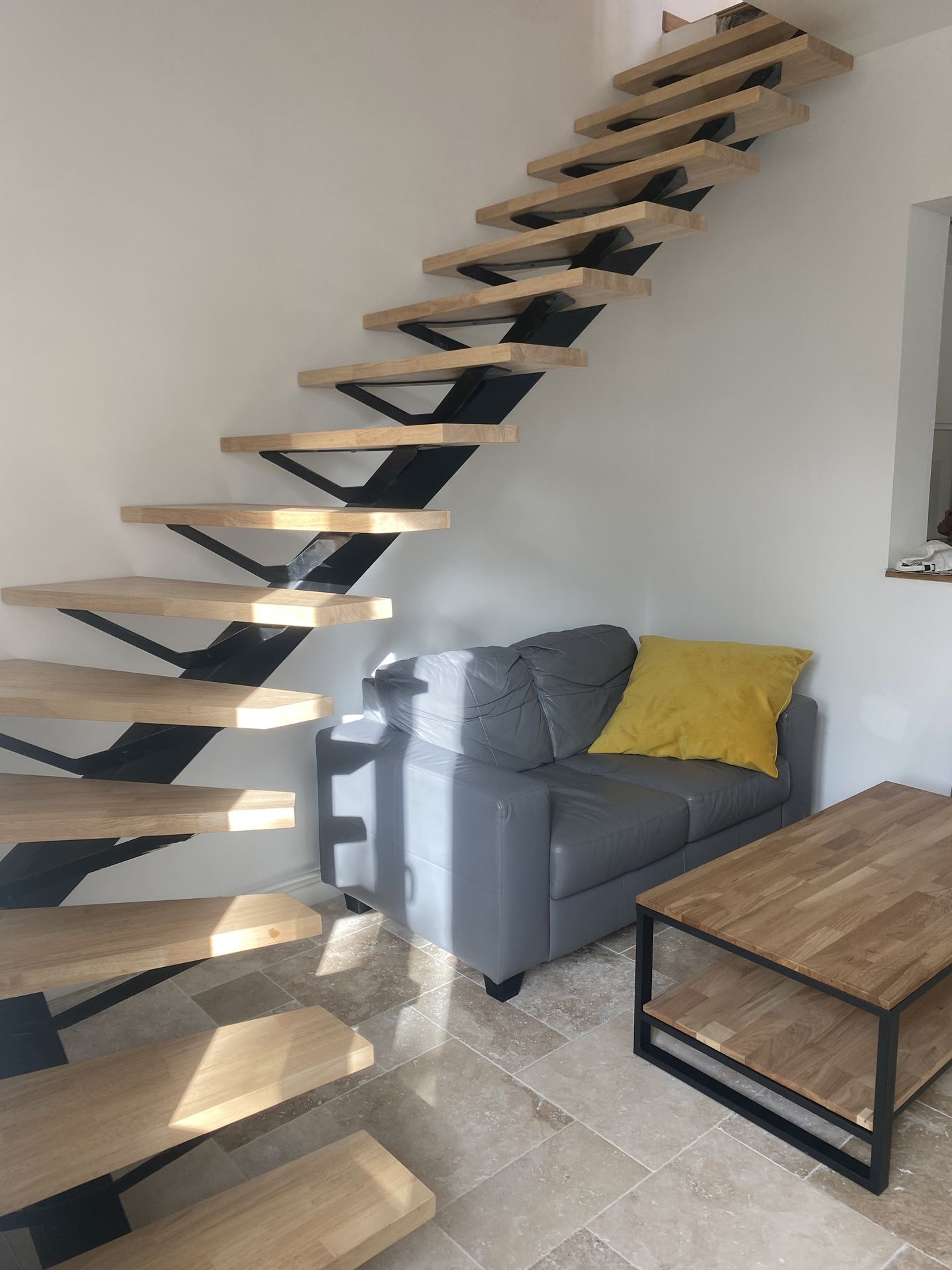 Escalier quart tournant limon central