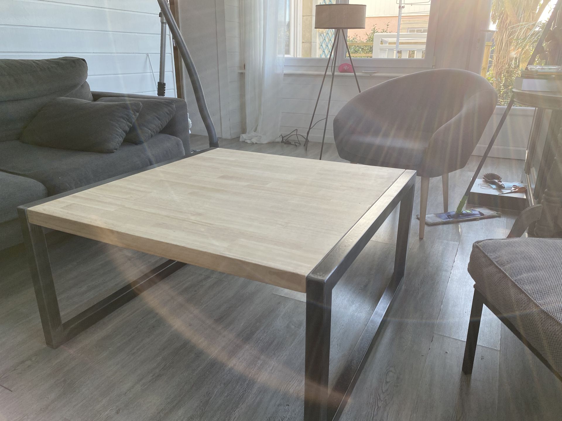 Table basse hévéa